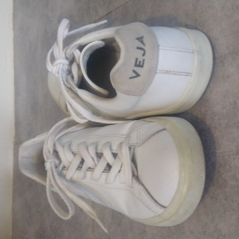 VEJA  Shoes - Picture 2 of 12